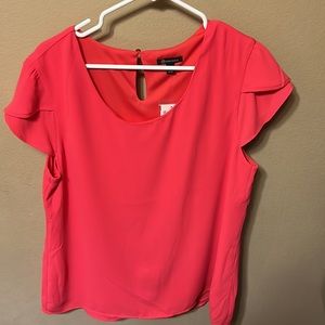 NWT Versona Coral Lined top with flutter sleeves